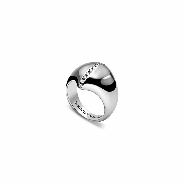 Kiss Signet Diamond Ridge Ring
