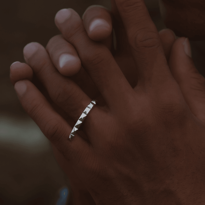 Slice II Pyramid Ring Silver