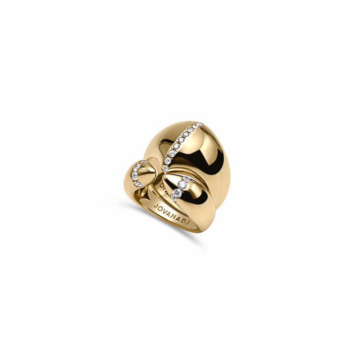 Kiss Signet Diamond Ridge Ring 18K