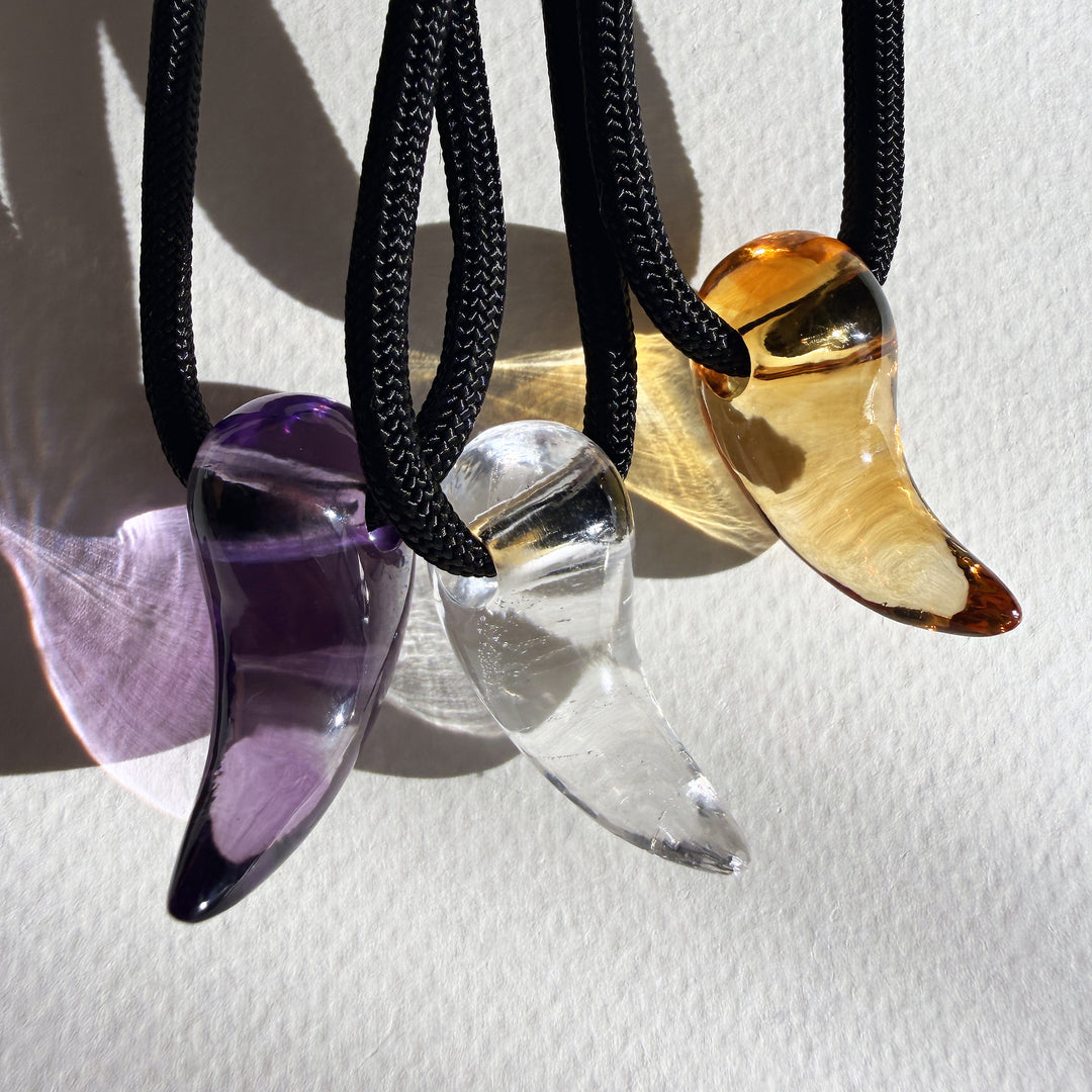 Eager Seed Rock Necklace