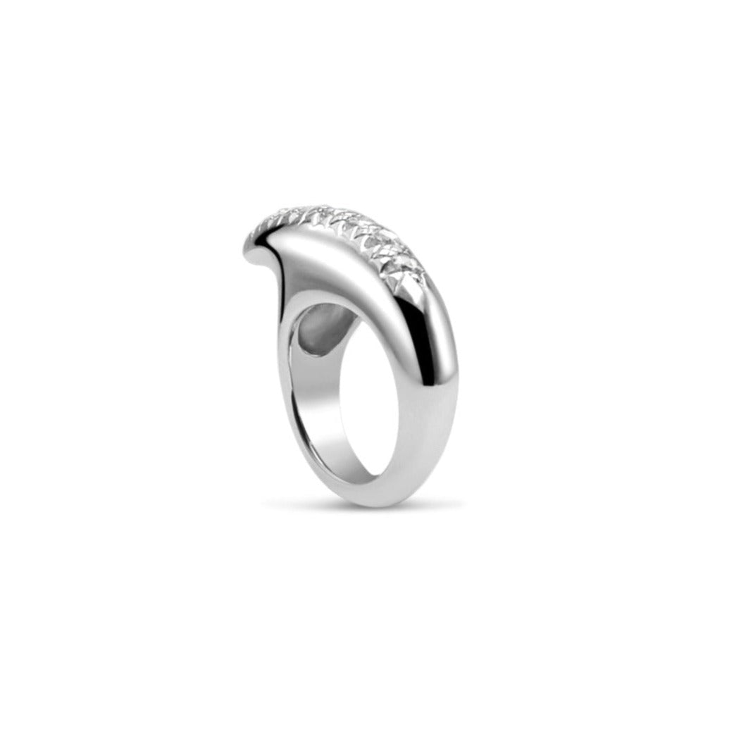 Medium Crescent Diamond Ridge Ring Silver